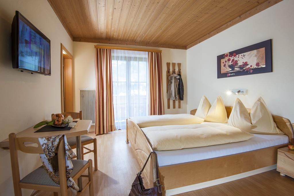 Silberkrug Hotel Dorfgastein Quarto foto